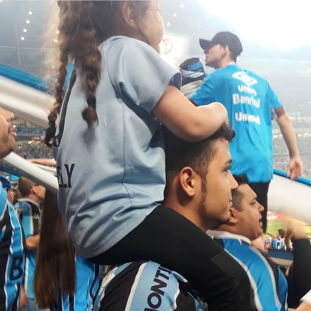 gremitando's tweet photo. @choquei Nunca vão ser Grêmio https://t.co/ScFURkfPlH
