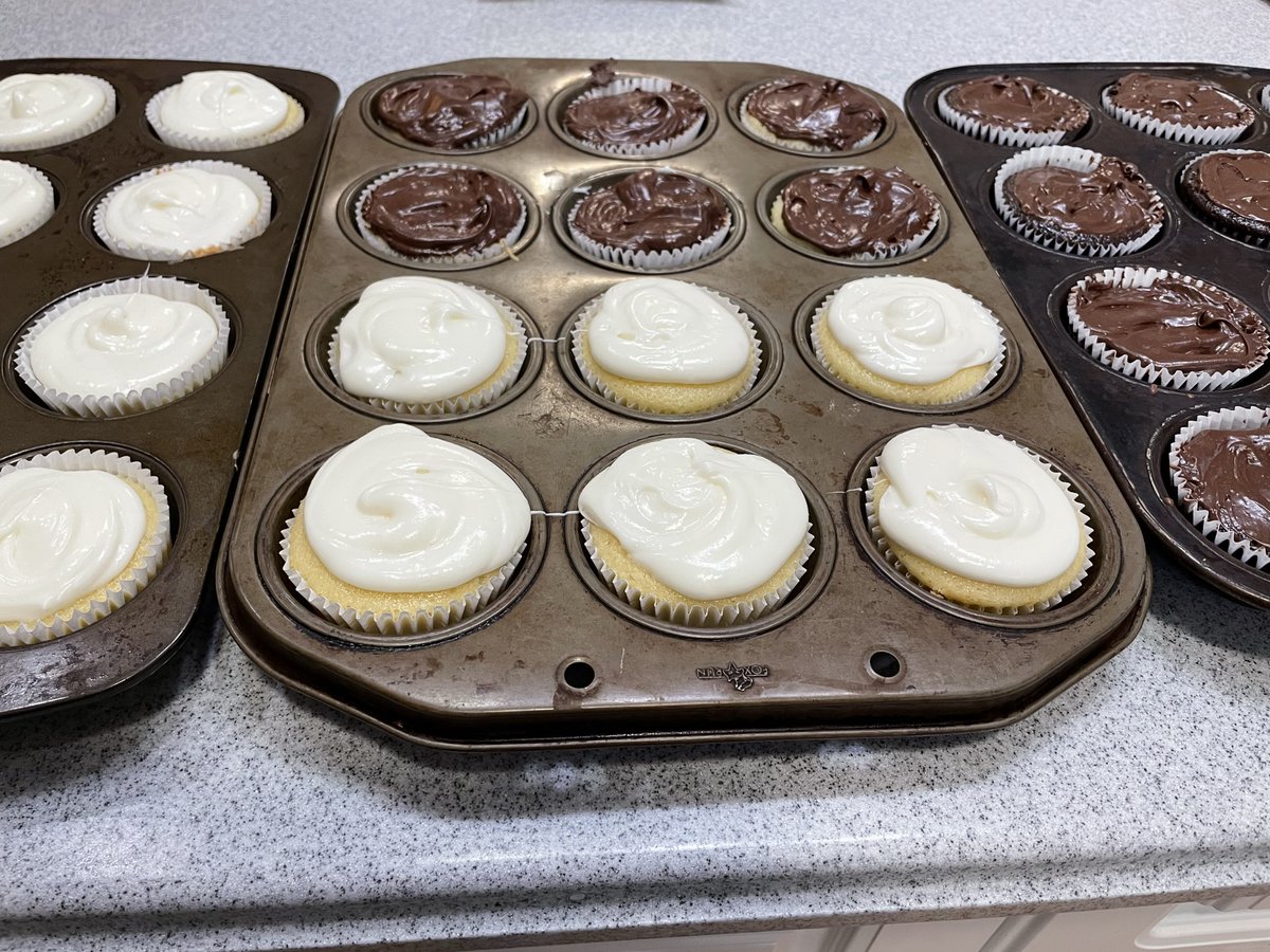 mcinnescooper's tweet photo. Sincere thanks to Kayleigh + team, and the wonderful families at @RMHCAtlantic for welcoming our volunteers to prepare today's #HomeForDinner meal of ham, mac &amp; cheese, coleslaw &amp; cupcakes. #WarmBellies #WarmHearts 

#MCPartnersOnPurpose https://t.co/RZdN2tc3bA