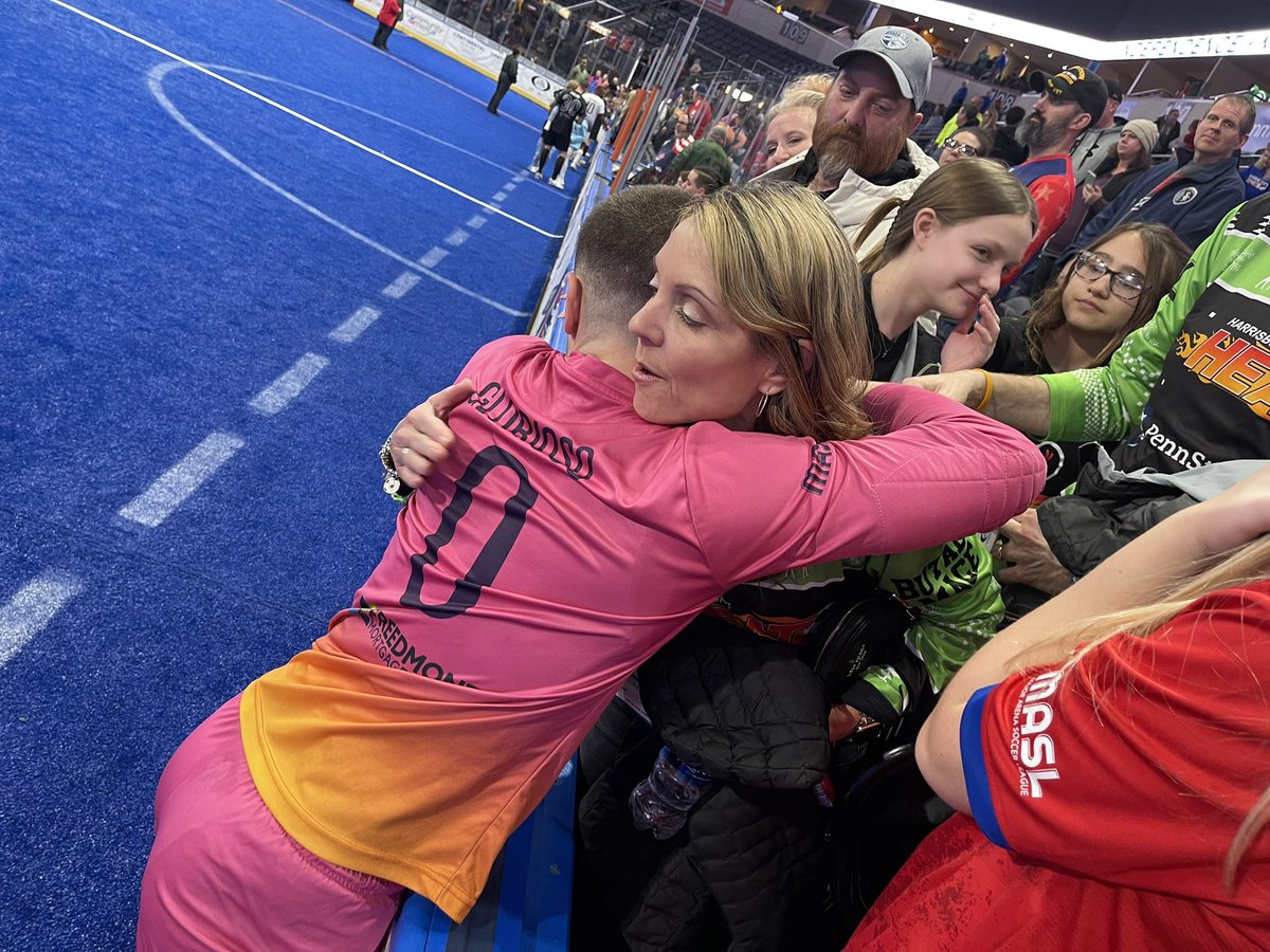 MissLibrarian tweet media