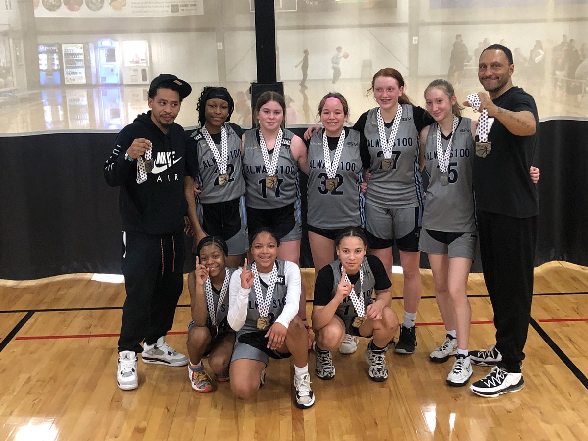 Great Job this weekend girls, we played hard!! 🏀💪
