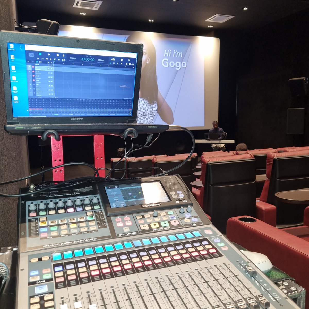 phemstac_audio's tweet photo. The Vocal Training Workshop by @gogomajin was indeed an exquisite one👌🏼
With sonorous voices blended with good audio production, it was magic👌🏼
Trust us to always be on top of our game😉🔊
#vocalcoach
#phemstacaudio
#soundengineer
#Ronaldo #iPhone #JohnWick #Top6 #Islam #Suarez https://t.co/aqW75E2xDa
