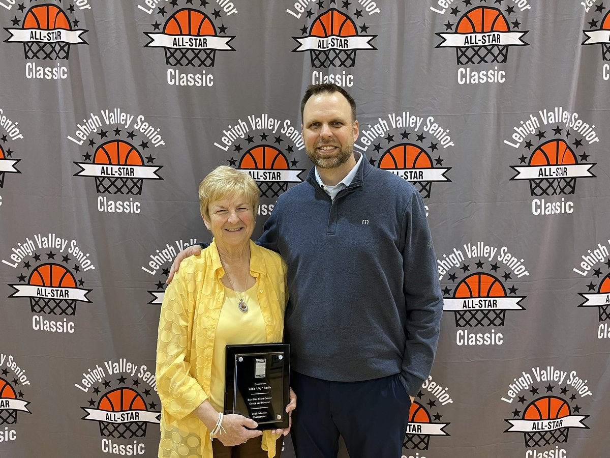 lvsaclassic's tweet photo. Congratulations to the newest members of the Lehigh Valley Basketball Hall of Fame Members! 

Erika Livermore, Nazareth Area High School Class of 2011
Aimee Oertner, Northern Lehigh Class of 2012
Erin Owens, Southern Lehigh Athletics Class of 2005
John “Jay” Radio, Contributor https://t.co/wRdgIBlSWn