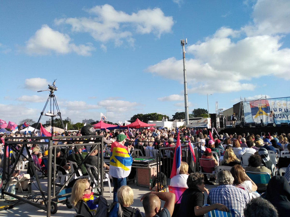 "Nunca dejé que el sueño de dignidad para mis vecinos y vecinas se adormeciera. Nos organizamos, luchamos y gracias a los gobiernos del Frente Amplio se hizo realidad", palabras de Pelusa Medina, referente e impulsora de la transformación del antiguo asentamiento Isla de Gaspar.