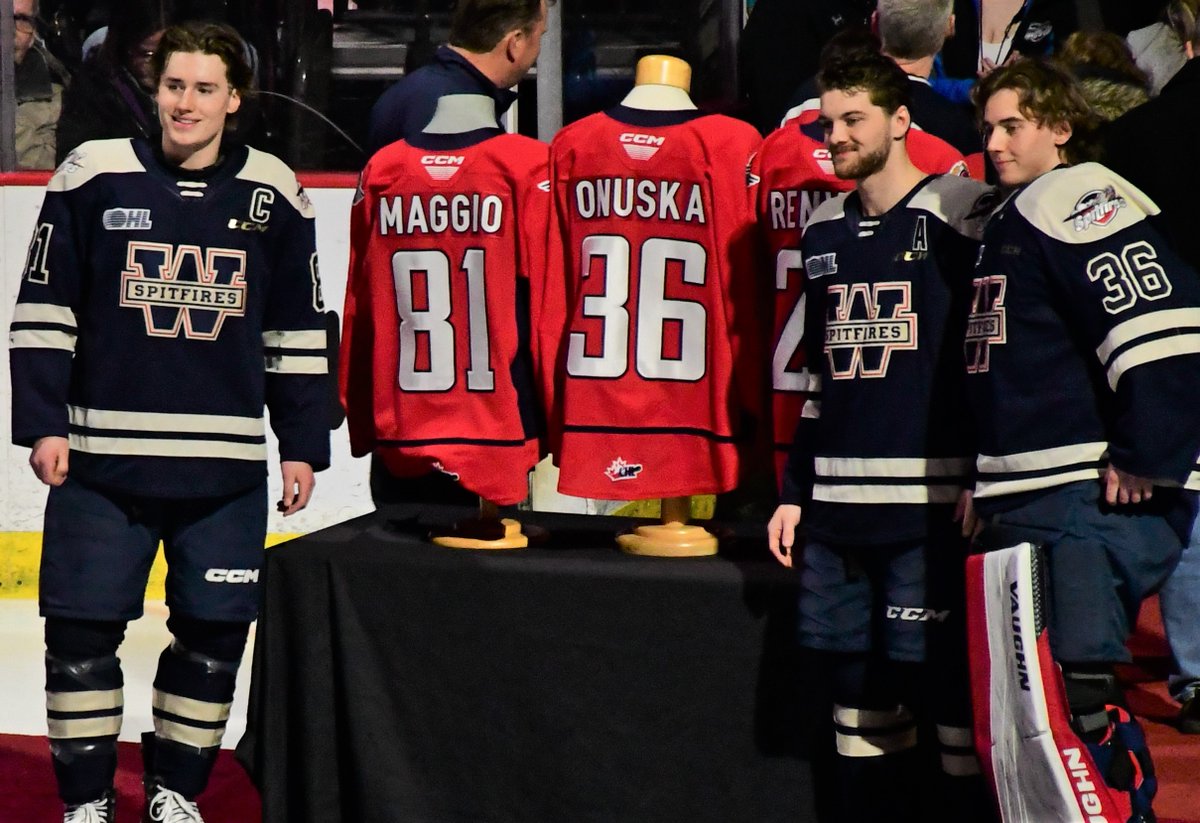 DaveJewellOHL's tweet photo. The Windsor #Spitfires honoured their three overagers on Sat night - G Mathias Onuska, F Matthew Maggio, and D Michael Renwick - prior to their game against the London #Knights. #OHL #overagers https://t.co/COs039Hx33