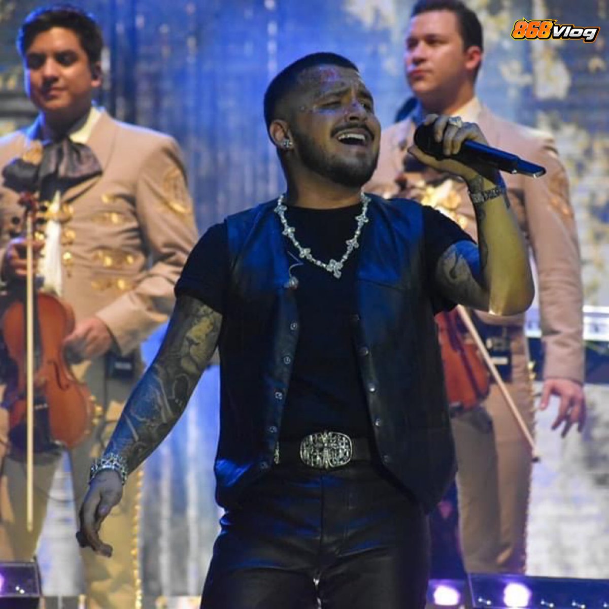 thisismojarrita's tweet photo. 🦀 TAMPICO HERMOSO l Christian Nodal se presentó en de la Ciudad de Tampico demostrando su gran talento y carisma sobre el escenario!
#BreakingNews #Instadaily #Matamoros #868Vlog #LiveStreamNews #Blogger #Vallehermoso #News #Bloggerstyle #Reynosa #Journalist #NuevoLaredo https://t.co/v6vkSheUcl
