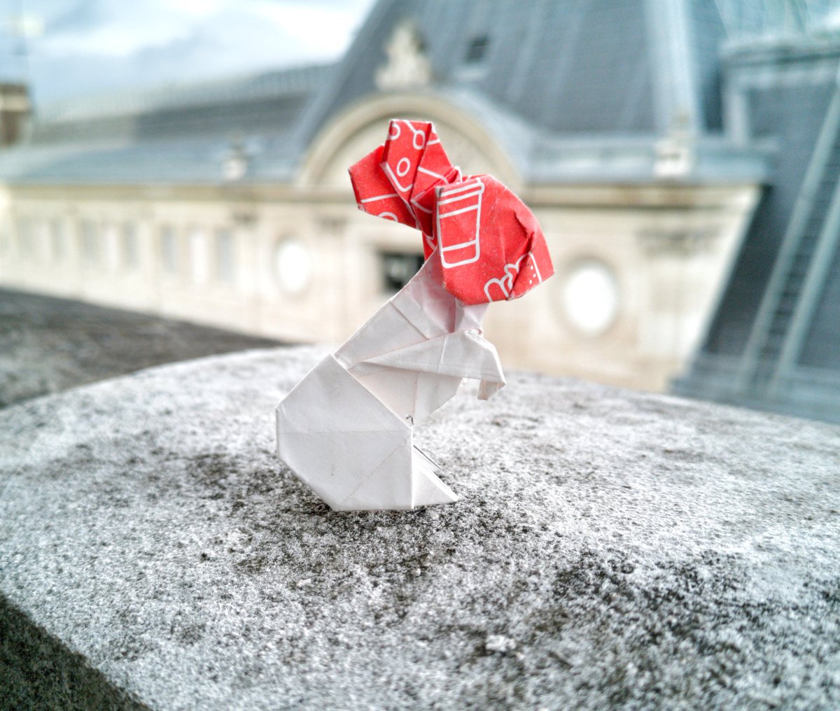 BarthDunkan's tweet photo. Dollar Bill Lady Hare.
Hase stylisé et plié par Barth Dunkan (EcOrigami).
Plié à partir d'un rectangle.
#barthdunkan #ecorigami #origamirabbit #lievre #origami #paperfolding #dollarbill #origamihare #mfpp #origamilapin #lapin #hare https://t.co/c8uceNkIxU