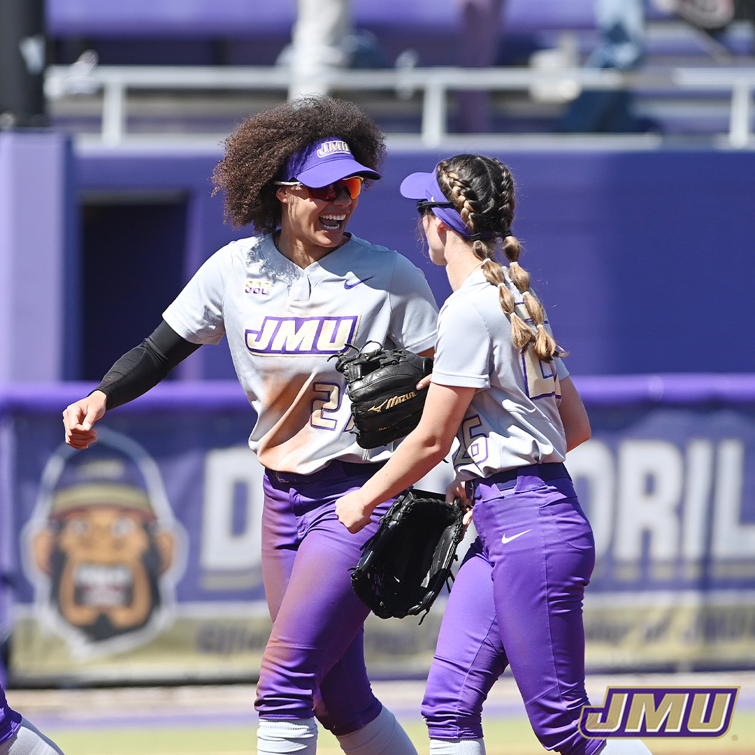 𝙎𝙚𝙫𝙚𝙣 𝙨𝙩𝙧𝙖𝙞𝙜𝙝𝙩 🗣

The most consecutive wins since the 2021 team that competed in the Women's College World Series.

📸 | bit.ly/3Zoc0gh

#GoDukes