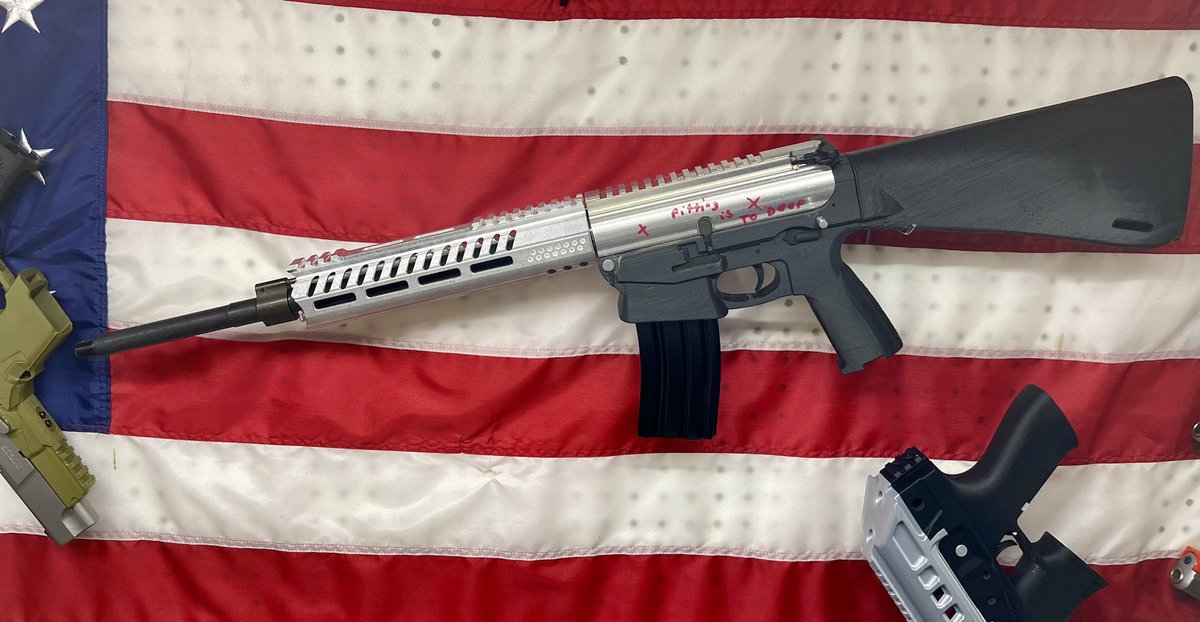 PrintsandtheRev's tweet photo. I think I’m naming her Chime Time

Been collecting parts from @MAFcorporation when they run #chimetime 

Seriously going to leave it in the white I think. 
<$200 DIY AR15

Cheap barrels here

https://t.co/Rb0iV3zUMG https://t.co/yH4MmahtGK