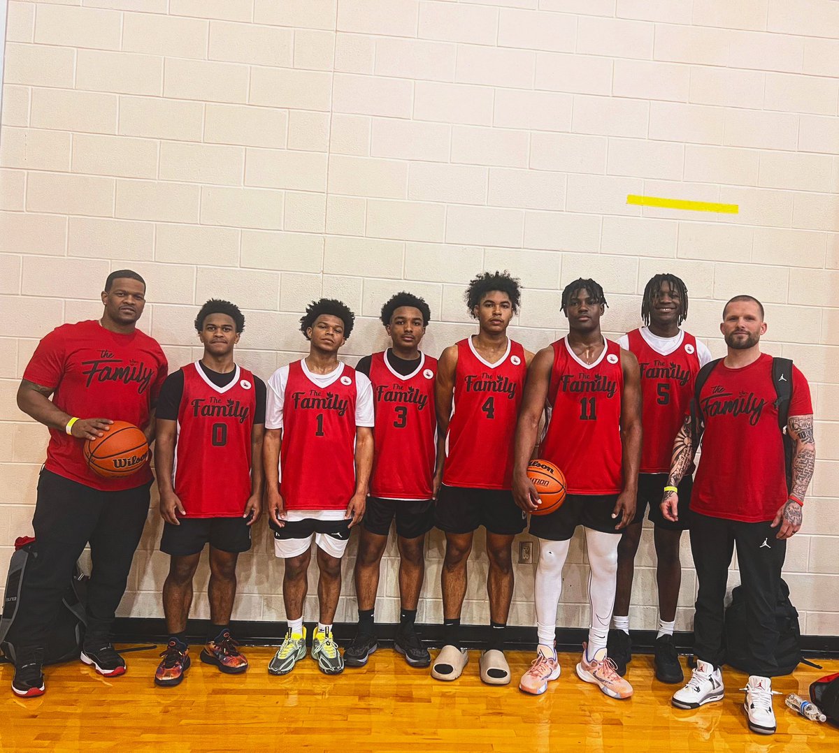 The Family 15u szn has officially started.

1 practice on Friday night, 6 deep on the roster; and always “too small”…

W 🆚 Max Levels Pro 16 
49-26 ✅ 
W 🆚 Dallas Showtyme UA Rise
53-20 ✅ 
W 🆚 ASAK 3SSB 
70-56 ✅ 

it’s just hoop‼️
preciate <a href="/coachvonzell1/">coach Von</a> for the solid bump