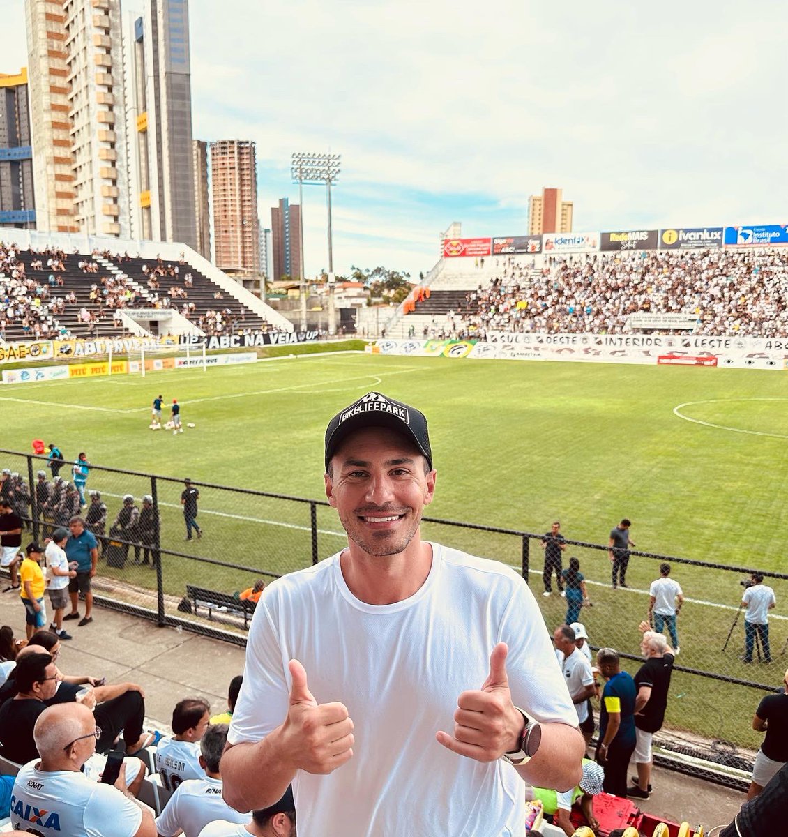 HOJE Quem venceria um hipotético confronto entre <a href="/ABCFC/">ABC Futebol Clube</a> e Napoli? 🐘🐘🐘