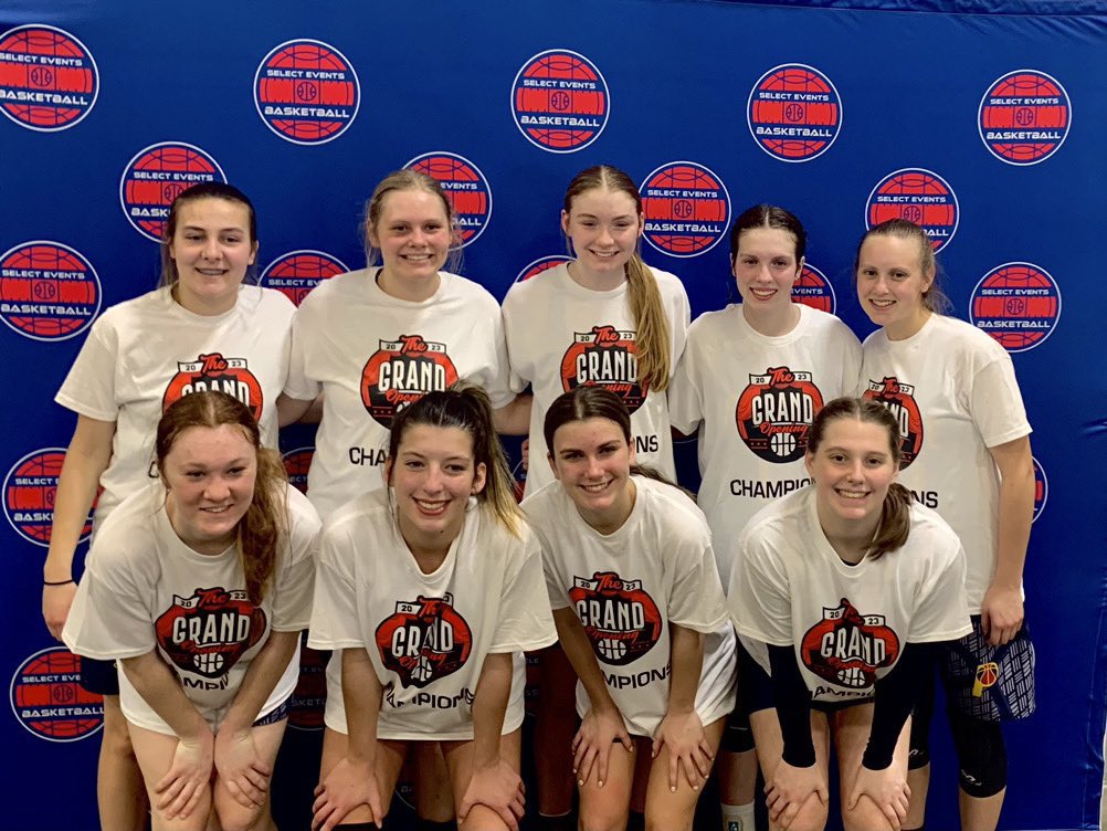 17U Duke wins their division going 4-0 on the weekend! Well done! #PrideBBClub