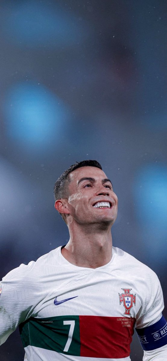 𝟒𝐊 #Wallpapers 
  ╘ 📁 Cristiano Ronaldo ❤️‍🔥❤️‍🔥
    ╘ 📁 #LUXPOR   
      ╘ 📁 EURO 2024.