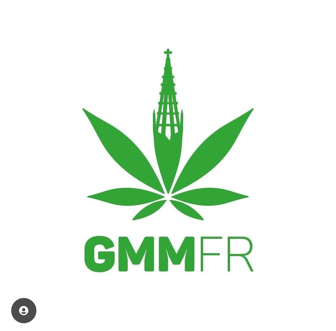 Daniel12573760's tweet photo. Die #GGMfreiburg ist bekannt wegen die große Menge am Mitläufer und der schönen Wetter.
Auf jeden Fall die beste in #Deutschland
#weedmob #Legalisierung #Entkriminalisierungsofort #Eigenbau https://t.co/pGGxXJpcOK