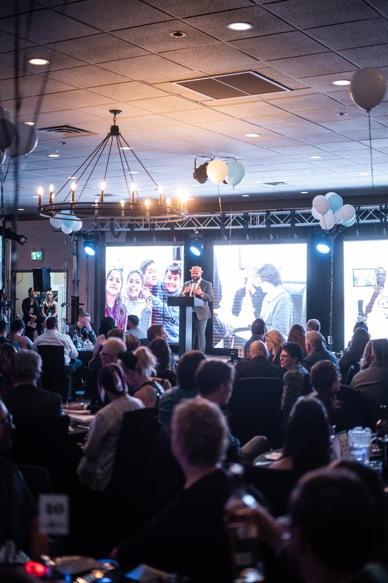 YouthOne_'s tweet photo. Great night ❤️.  It was a packed house at the #Y1BlackTie2023 Gala and we are so grateful for everyone who came out to support.  A total of $120,000 was raised 🤯. If you missed it, you can watch the recording here -> https://t.co/K4NOI7mxEi https://t.co/XHr7tBkUEb