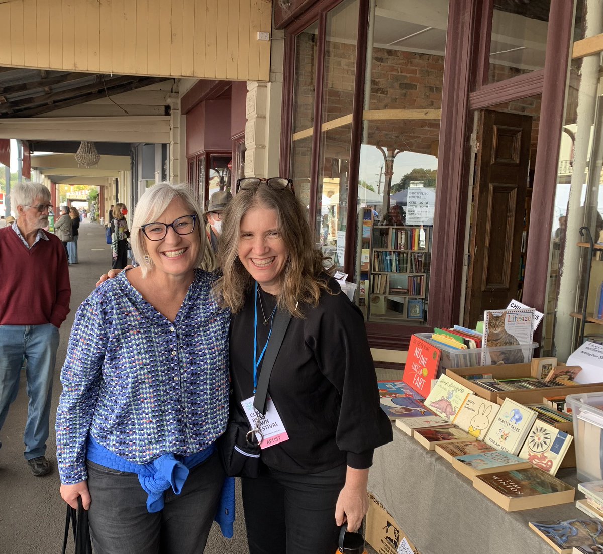 AndreaRowe_au's tweet image. Can confirm … wild things lurk @clunesbooktown &amp;amp; #kidlit wonders @NovaWeetman @SamEllenB &amp;amp; Mat Larkin too.