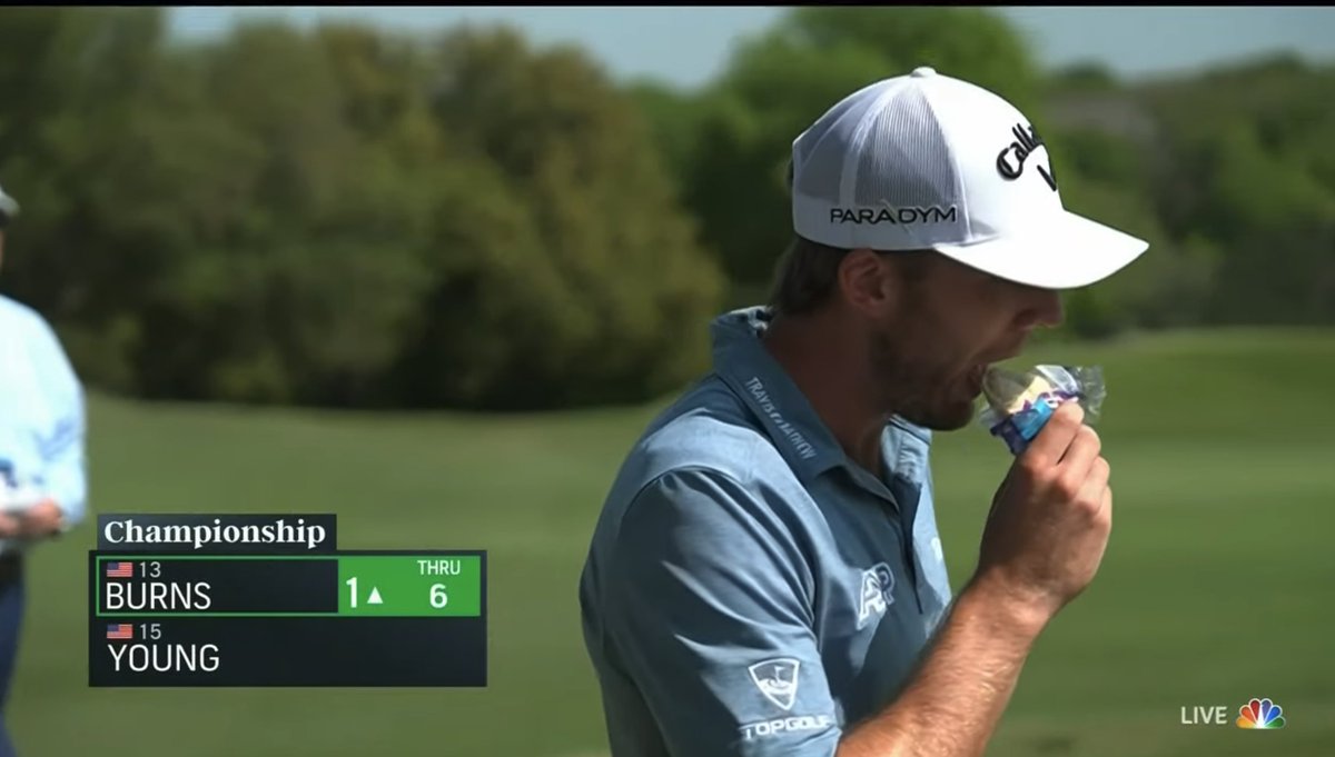 KylePorterNS's tweet photo. Playing 18 holes with $6M on the table, eating an Uncrustable. https://t.co/DsbO9fuOQV