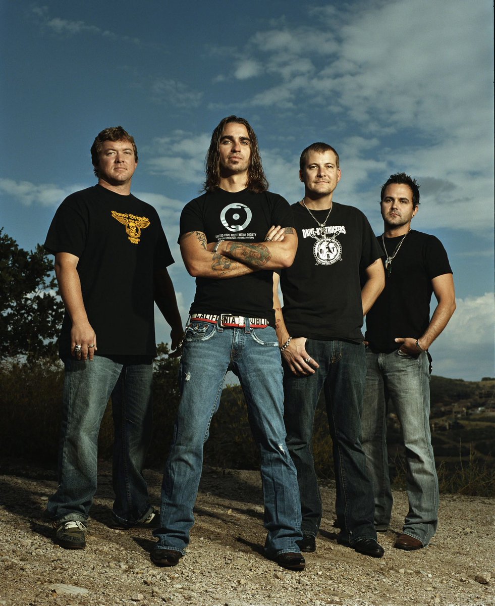 AustyTalksMusic's tweet photo. Started my next deep dive today, this time it’s Cross Canadian Ragweed. I’ll be listening to their entire discography in chronological order and I know I’m in for a good time. 

What’s your favorite album by the 21st century CCR? https://t.co/d296KfmTCS