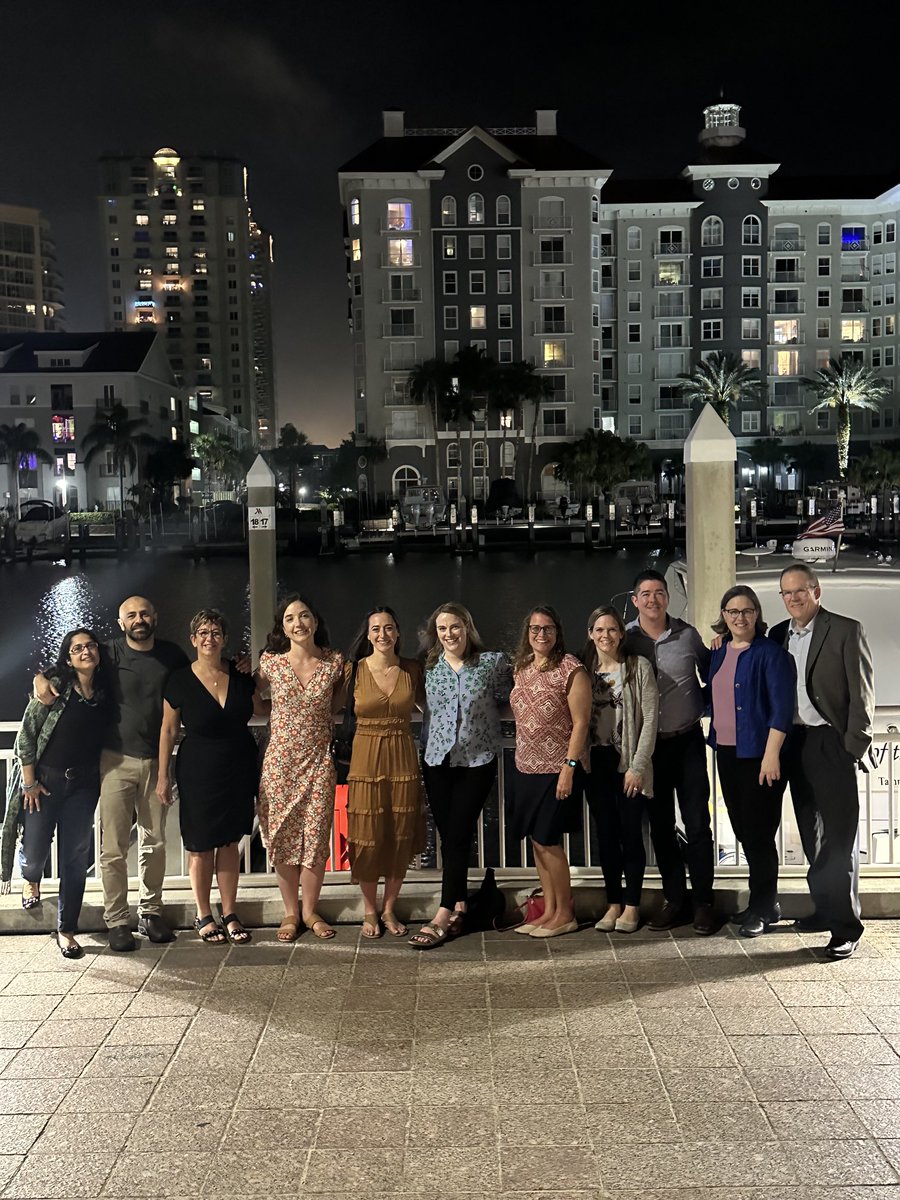 uppals's tweet photo. #UmichGynOncology team #sgomtg2023
⁦@umichmedicine⁩ https://t.co/TJ2Tzf4sGH