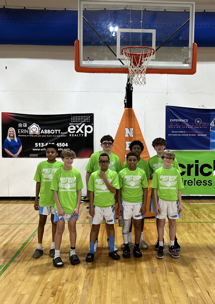 KySelectAAU's tweet photo. Congratulations to our Kentucky Select 6th Grade Boys on winning the 13th Annual March Madness Tournament! @PouncyJames https://t.co/2Vd5XaGFlo