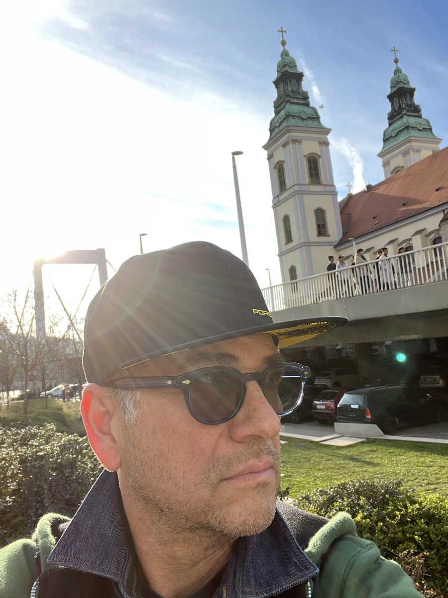 On Location In Budapest With Photographer David Lewis Taylor <a href="/AmaWaterways/">AmaWaterways</a> <a href="/VisitBudapest/">Visit Budapest!</a> #rivercruise #amamagna #amawaterways  unnamedproject.com