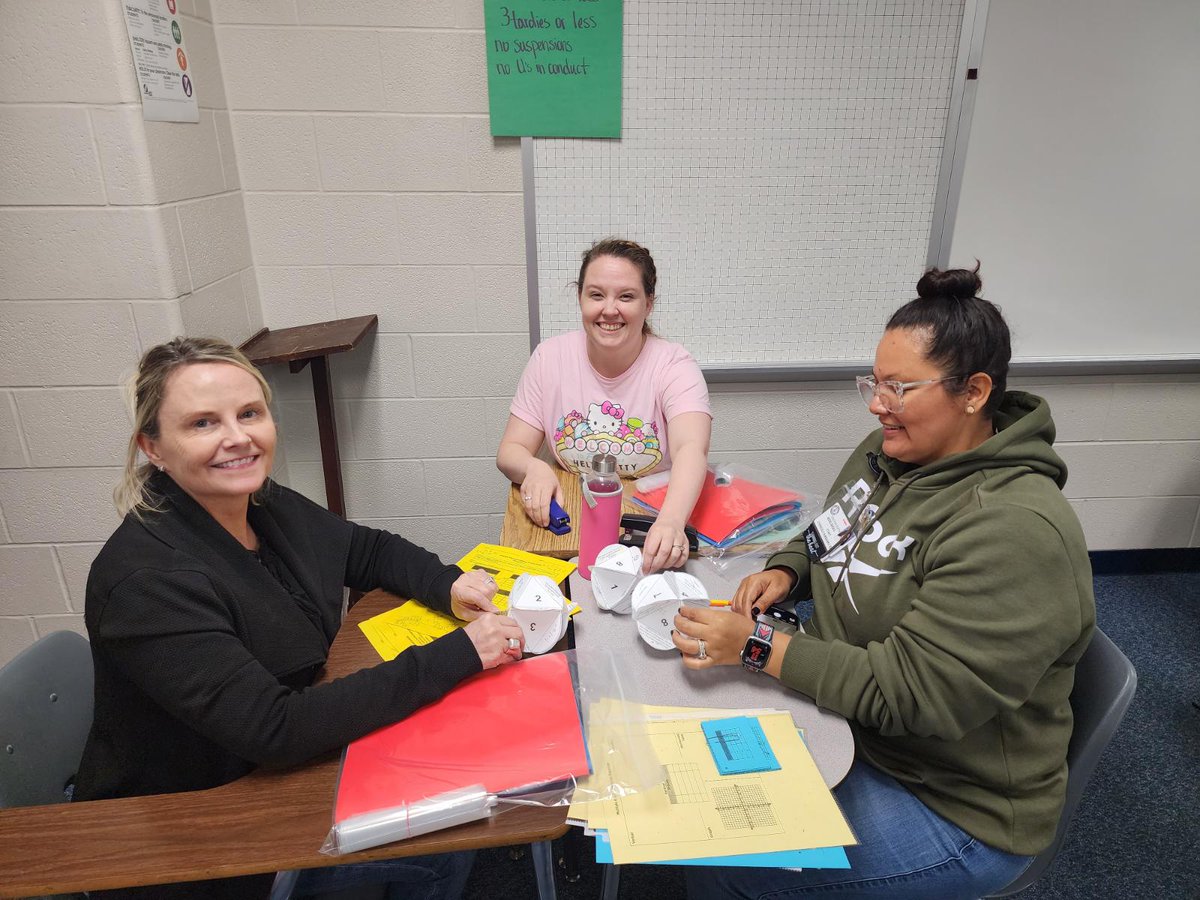 cfisdmath's tweet image. #cfisdmath Teachers preparing for their students during Saturday&apos;s STAAR Academy.