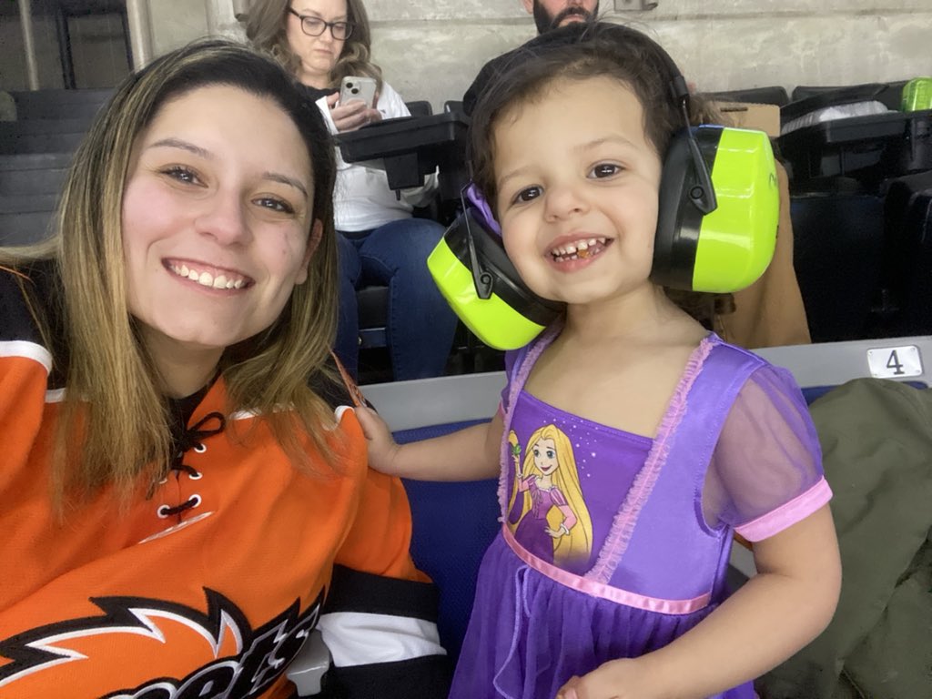 aliace23's tweet photo. Princess night! #LetsGoKomets https://t.co/FkeBJGbxFt