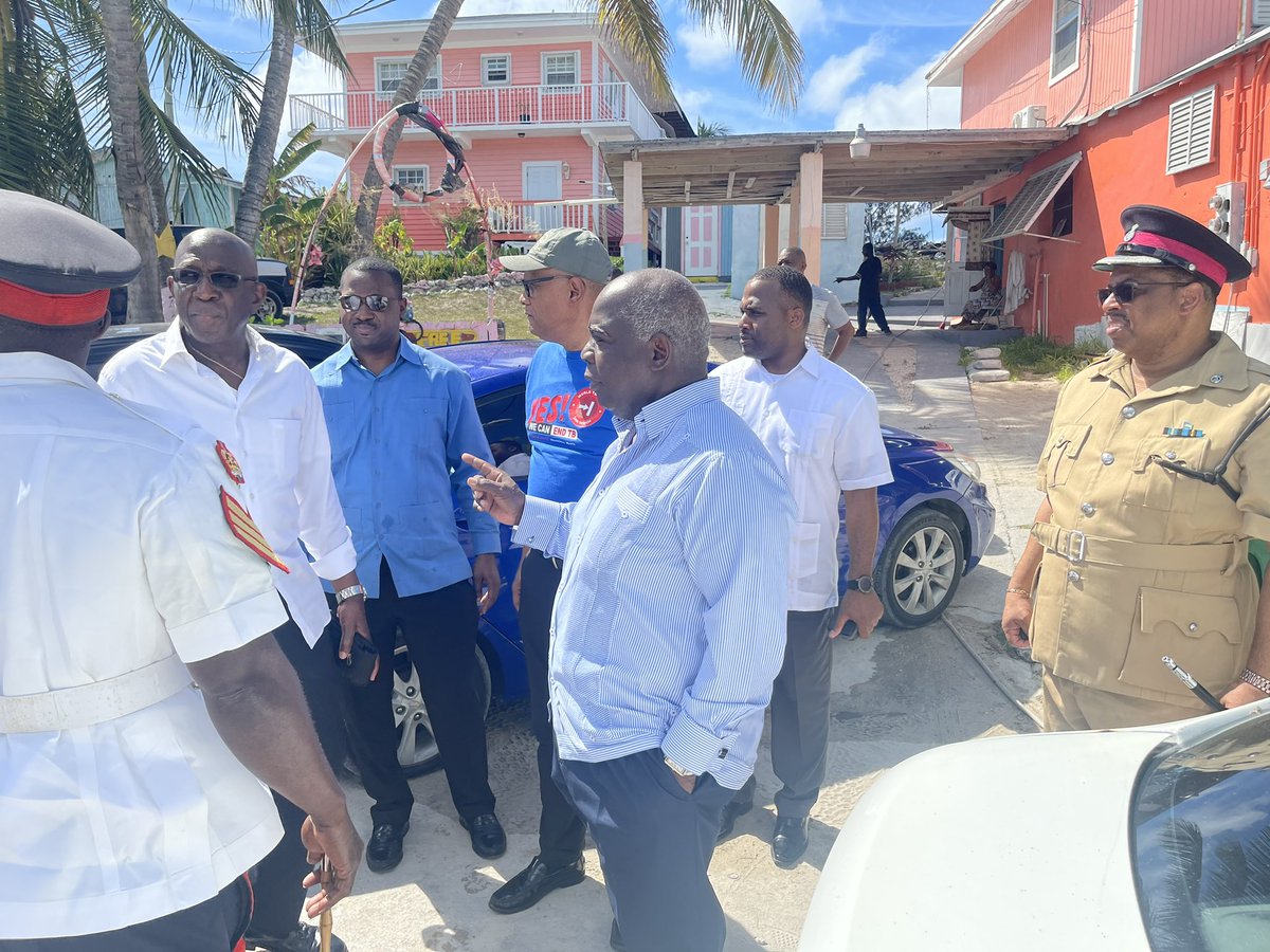 Bimini Residents happy to see PM Davis on the ground just hours after a devastating fire destroyed 4 homes impact more than a dozen people.