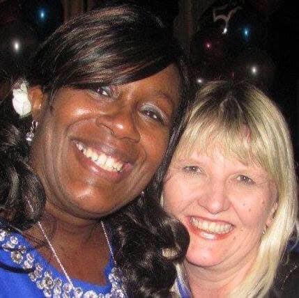Sandyannewhite's tweet photo. Three years ago today I awoke to receive the devastating news that my amazing friend Dawn had died I was devastated 
She had the biggest heart of gold and was loved by everyone who had the pleasure to know her and I am proud to have been her friend 
RIP my friend https://t.co/IdfQnqX2ES