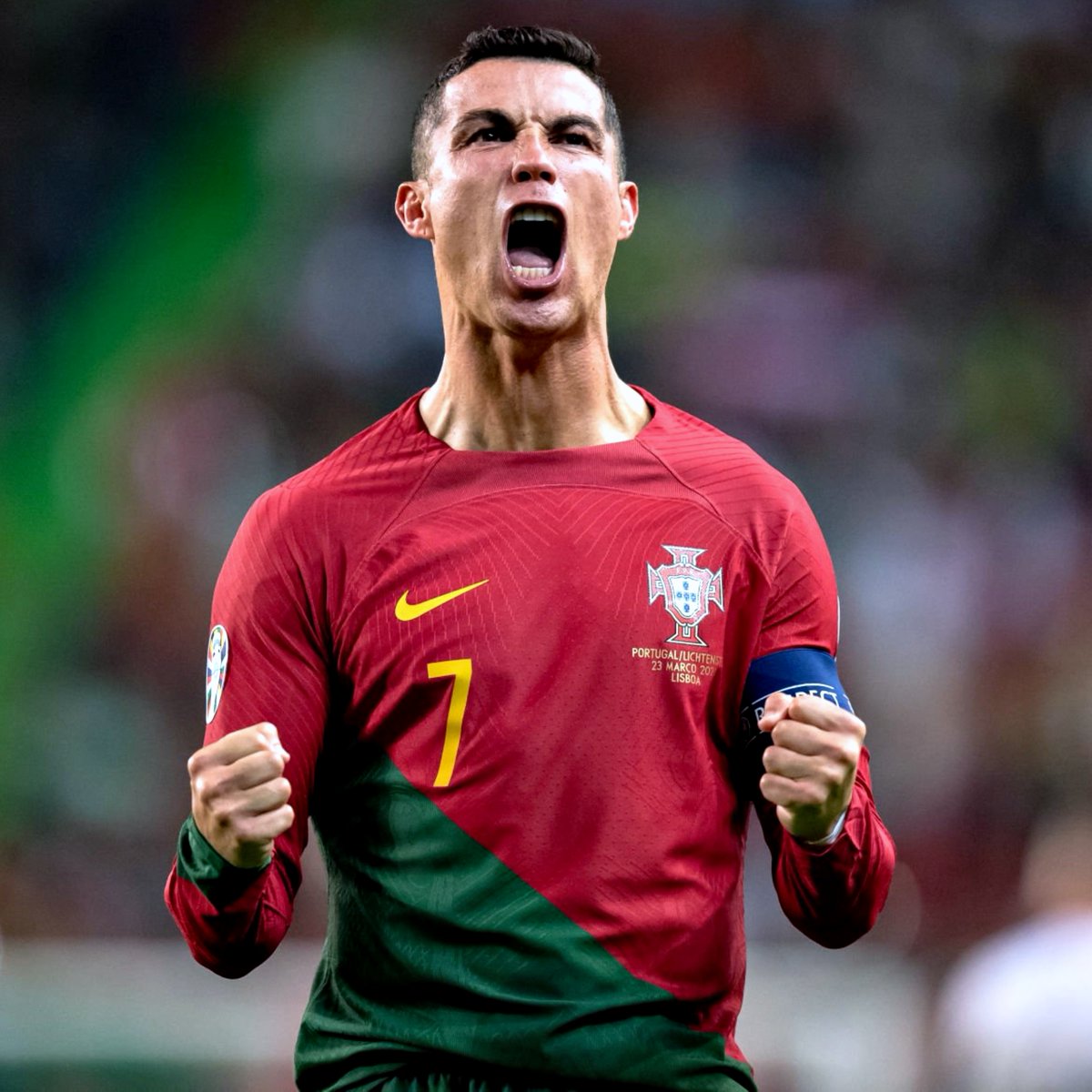 Ronaldo tem mais golos por Portugal (122) que Pauleta, Eusébio e Figo, os três que se seguem na lista de melhores marcadores, juntos (120) 🤯