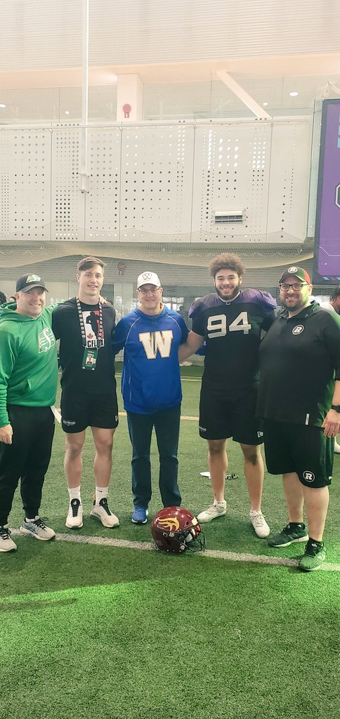 Surrounded by 4 former Mount Allison Mounties at this weekend CFL National Combine. A reminder to all --it doesn't matter where you start--anything is possible. #GoMounties