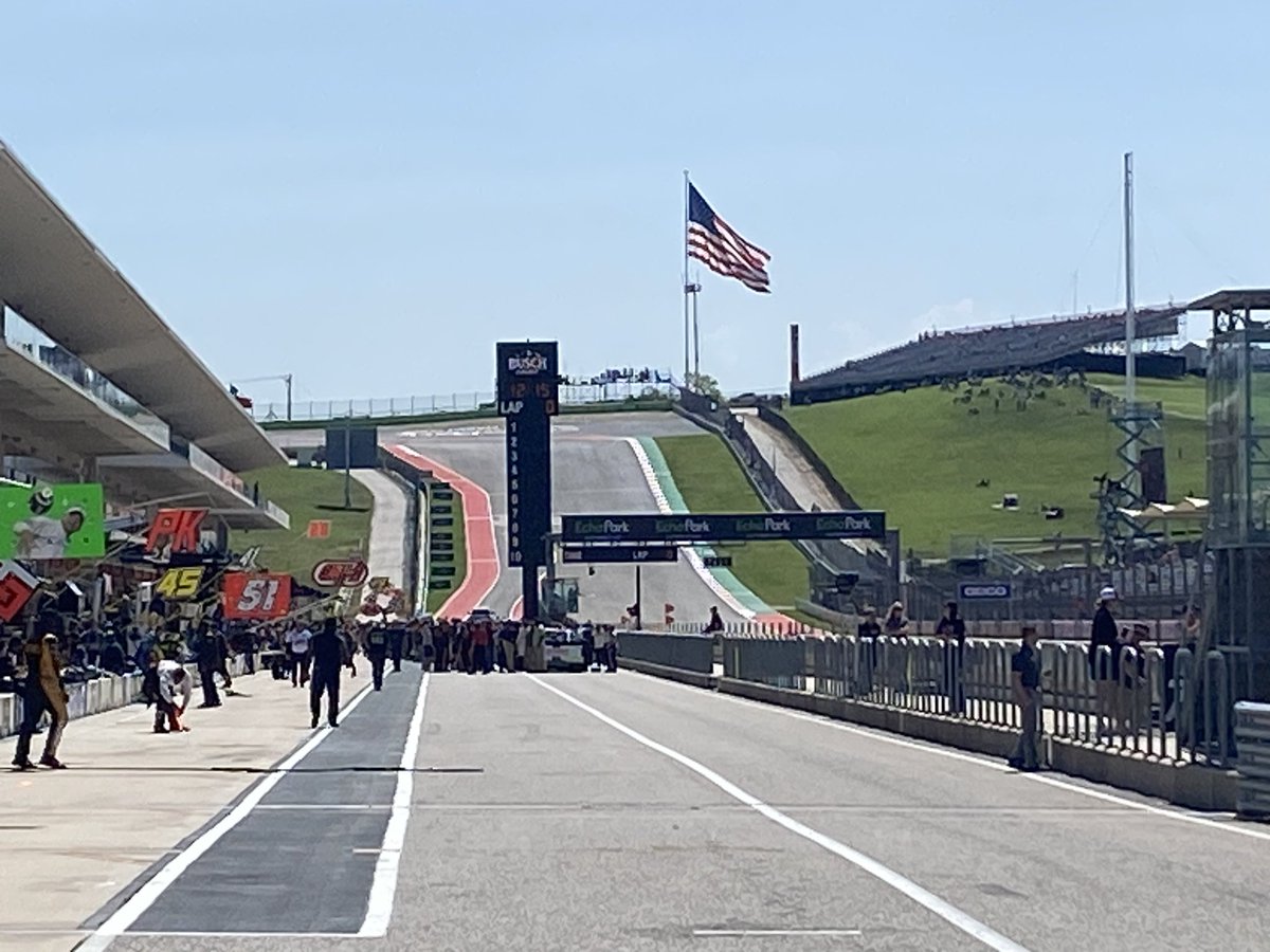 SteppsTowing's tweet photo. #TeamSTEPPS race recovery team #Texas edition doing the two stepp at the Circut Of The Americas.🤠🏁
@NASCAR #NASCAR #NACAR75 #Wrecker #Tow #Towing #Transport #AutoParts #Racing #Drivers #OfficialPartners #RaceTeam #RaceRecovery #RaceResponder #RaceTrack #RecoveryResponse https://t.co/ly3MSNuvIx