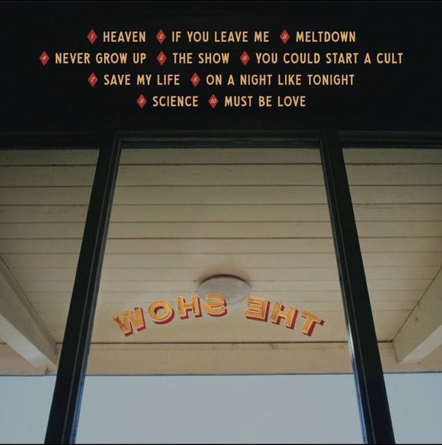 louisfearlwss's tweet image. science e on a night like tonight são minhas #avisei