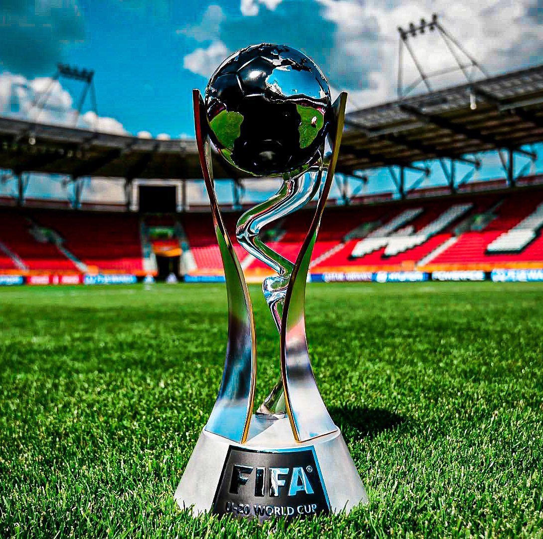 idextratime's tweet photo. BREAKING : Federasi sepakbola Argentina, AFA, siap menawarkan diri mereka menjadi tuan rumah pengganti Piala Dunia U20 Indonesia. 😭😭

📝 @gastonedul https://t.co/0fqx0sfrRc