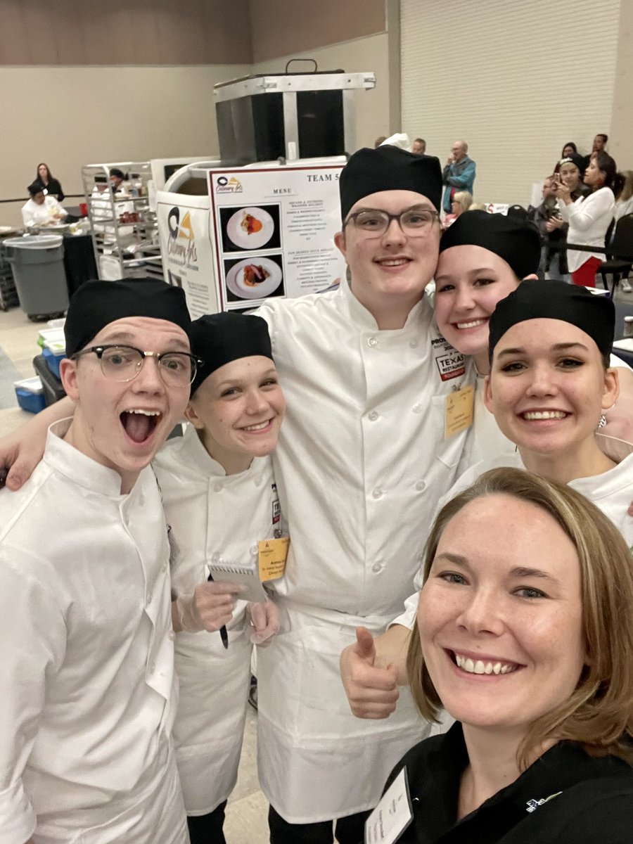 KelseyJErickson's tweet photo. When @GBCCA_RISD wins Nationals I can say I knew this amazing culinary  team way back when I got to be their timer! So proud! https://t.co/y5Ehnkqhgh