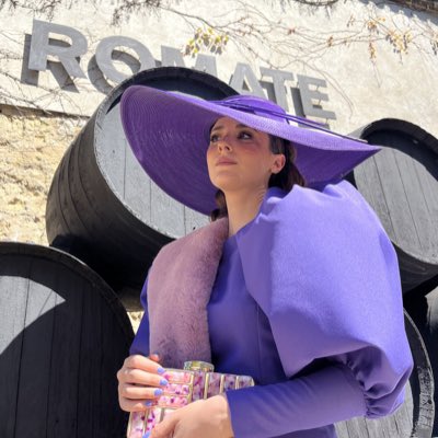 Mariavidal991's tweet photo. #NuevaFotoDePerfil https://t.co/lbp8wGEUIR