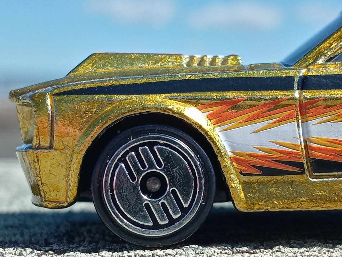 fepacommish's tweet photo. Let's talk about the @Hot_Wheels #UltraHot series though. This #Mustang is 🔥 https://t.co/vBjYSf6iit