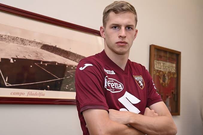 _salih_klc_ tweet media