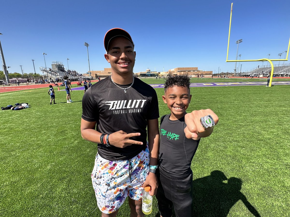 Calvin L. Davis tweet media