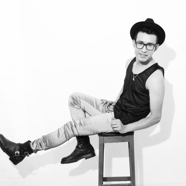 Sergio_R_Lopez's tweet photo. Black and white
#ElSerch https://t.co/OqxZQdpaYK
