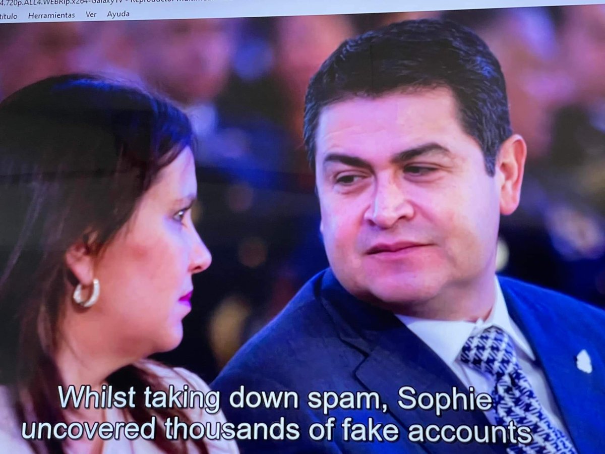 🌎 #Internacional

Juan Orlando Hernández vuelve a ser noticia en el mundo, tras el lanzamiento de un documental, episodio #4, que detalla la vida de millonarios y en el caso de JOH, detalla como utilizaba 💰millones para manipular miles de cuentas falsas para promover su nombre.