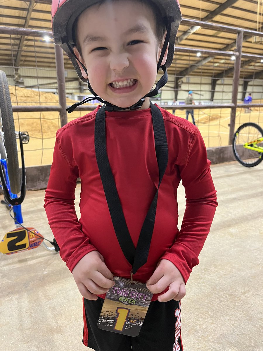 babbifal's tweet photo. my baby won his first and second bmx races!!! my little champ 🤩 https://t.co/vCLfHrNzGq
