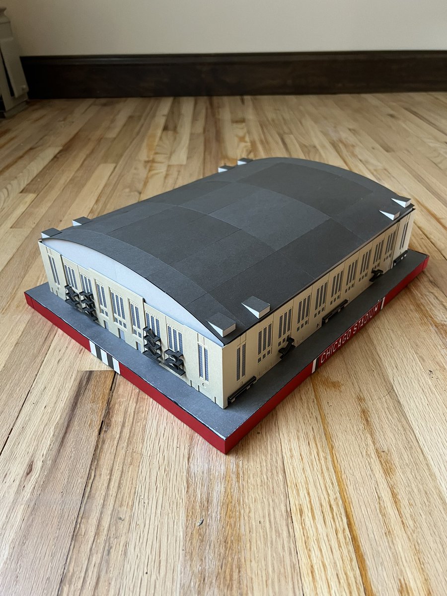 PaperStadiums's tweet photo. I built a model of Chicago Stadium completely out of paper!

Follow thread to see inside 👀 https://t.co/IFmKGliwbD