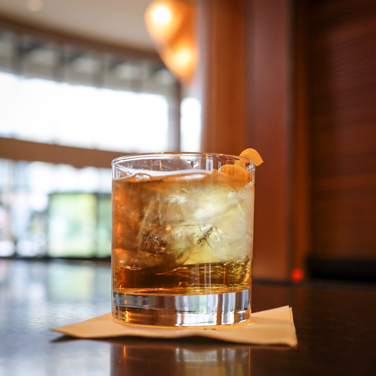 Transport to the world of whiskey as you approach the bar tomorrow tonight. 🥃

Sip and savor the perfectly crafted Raleigh Rusty Nail at @41hundredlounge in honor of International Whiskey Day. 

#renaissancehotel #visitnorthhills #visitraleigh #whiskeylovers