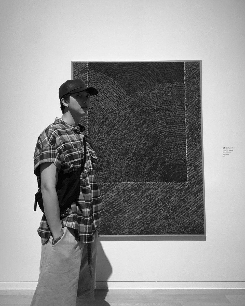 ‎ ✖ (@galleryofrm) on Twitter photo 