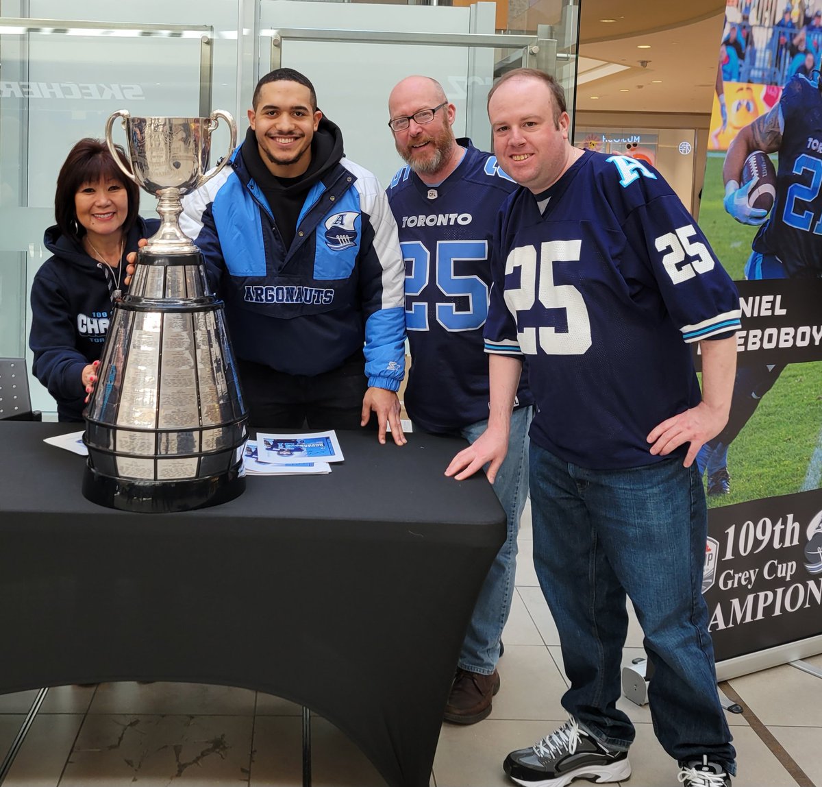 A huge thanks to @Thompson_37 @cllrainslie @SalmaZahid15 @ShopSTC @drtai2 @AdeboboyeMarian for the afternoon celebrating with #GreyCup Champ, @danieladeboboye  #Scarborough #Argos