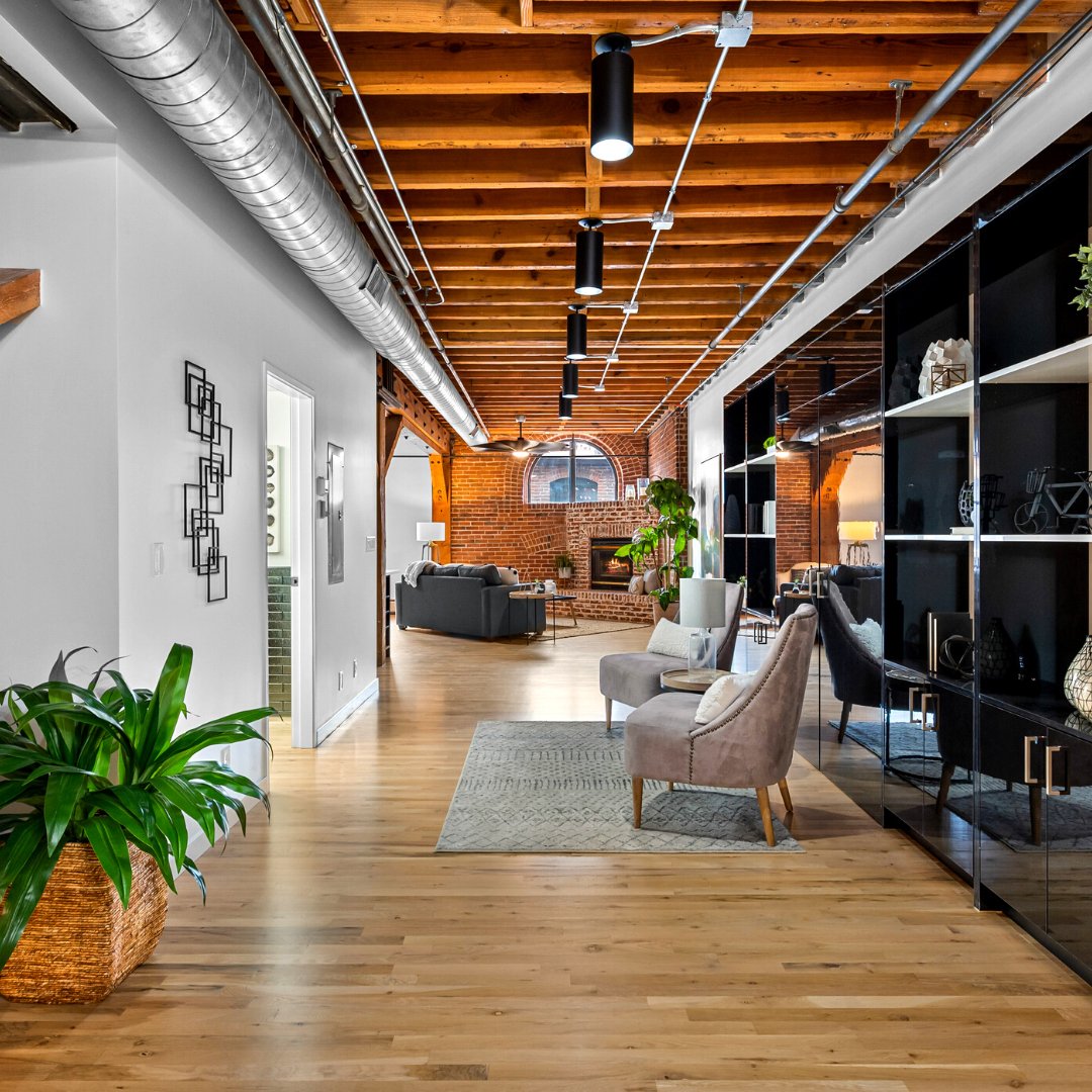 BrigetteModglin's tweet photo. ✨PROPERTY HIGHLIGHT✨ 1720 Wynkoop Street Unit 213 Denver, CO 80202 | $750,000 Get in touch with us via the link in DM!⁠>>https://t.co/PG5l7wKdwS
#DenverLofts #DenverRealEstate #DenverCondos #TheModglinCollection https://t.co/Zbg8v3orSm