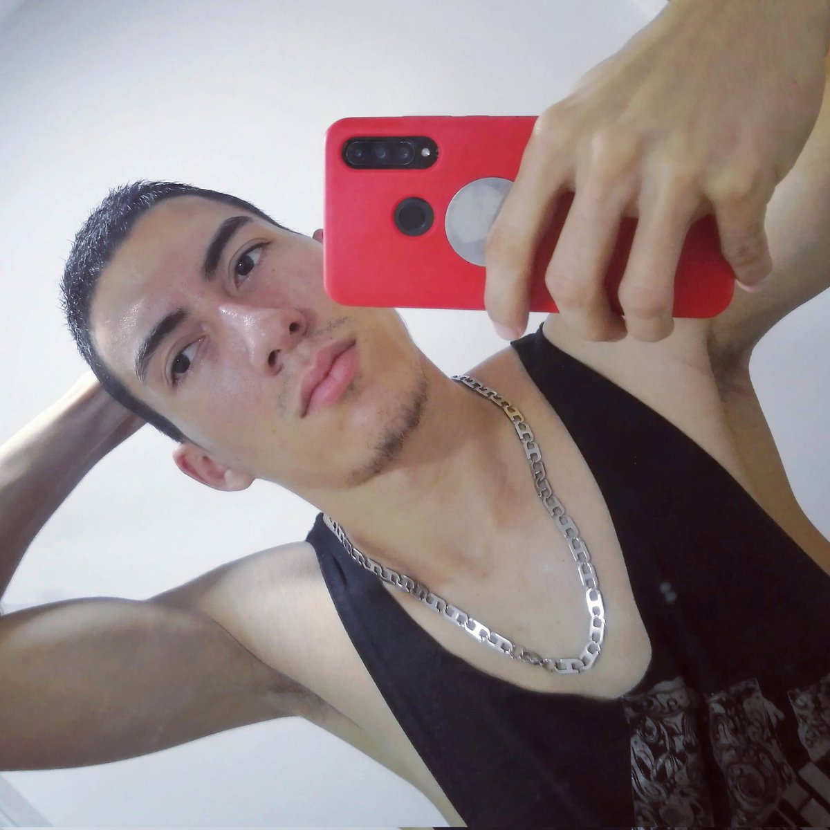 sangroniis's tweet photo. #Tiktok
#instagram https://t.co/B7z6rFfgBT