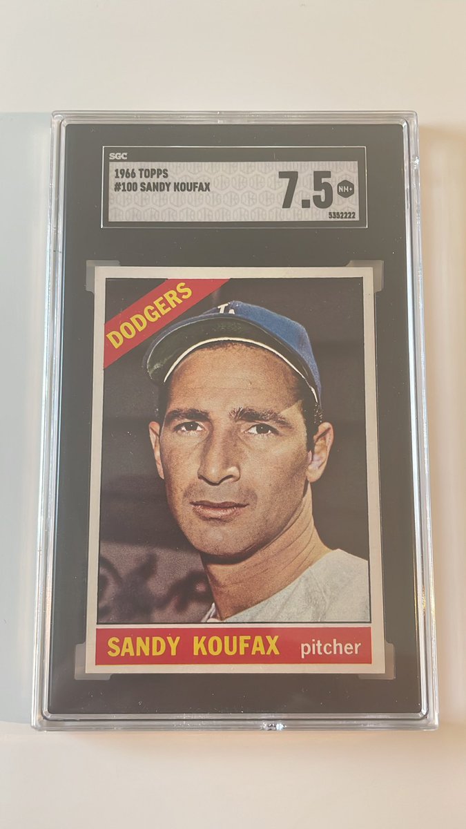 CardShark69420's tweet photo. @perrycards34 @jd9cards @JayHolanda @getinyo3 @cp_sportscards @BPM_FortWayne @Thatnavyguy23 $200 for the 3, $300 for the 4, $600 for Koufax https://t.co/vFt2lFkwCD