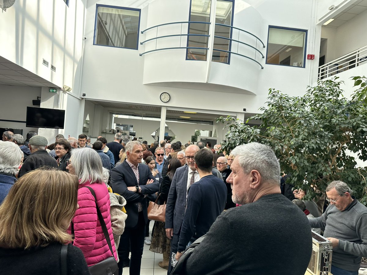 Avec ma binôme Patty Moullin-Traffort au contact de nos concitoyens le WE dernier et celui-ci aussi! Constamment à l’écoute, ! ! #Retraites
<a href="/AssembleeNat/">Assemblée nationale</a> 
<a href="/DeputesRE/">deputesre</a> 
<a href="/Renaissance/">Renaissance</a>
<a href="/MidiLibreLunel/">Midi Libre Lunel</a> <a href="/jeunesmacron34/">Jeunes avec Macron | Hérault</a>