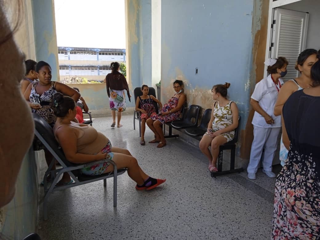 MaternoMatanzas's tweet photo. Por el voto unido.@WongCorrales @ArmandoArechav5 @dr_semper @SuselyMorfaG @japortalmiranda @AhmedRomero1986 @InesMChapman @CaridadPoey #voto unido. #cuba por siempre. https://t.co/FesJUU70lb